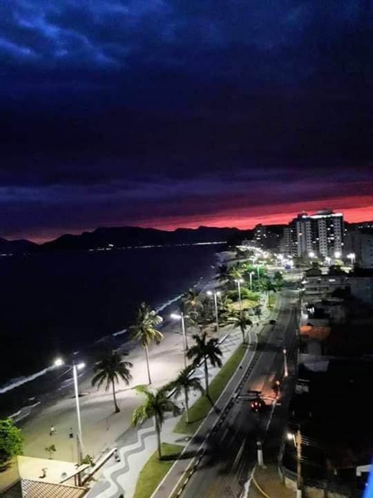 Ap Na Avenida Da Praia Caraguatatuba Exteriér fotografie